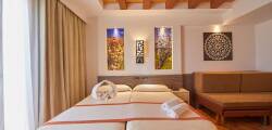 MLL Palma Bay Club Resort 11702810353