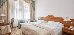 Hotel Romance Puskin 4048409812