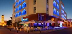 Livadhiotis City 11993801432