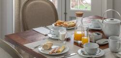 Caleway Hotel 11874207081