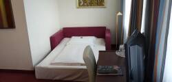 Hotel Central 9529507827