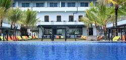 Coco Royal Beach Resort 2048112128