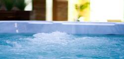 White Rock Castle Suite Hotel 11504024601