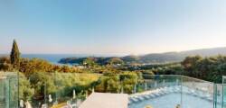 The Golden Lion Hotel 11967250406