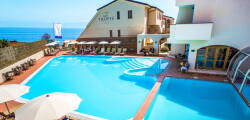 Hotel Tropis 2218520387