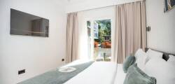 Select Hill Resort 11836992422