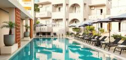 Relax Hotel 11541358764