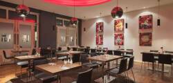 Hotel Ramada by Wyndham Belfast City Centre 12562022260