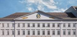 Rosewood Vienna 11949232741