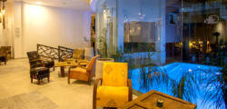 Dellarosa Hotel Suites & Spa 2225666476