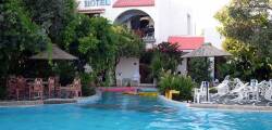 Oasis Hotel Bungalows 5974661743