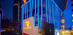 Red Planet Bangkok Surawong 4645424750