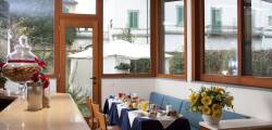 Hotel Bonifacio 12576782421