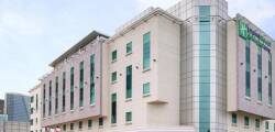 Holiday Inn Express Dubai - Safa Park 2218499732