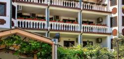 Dvor Kornic 11752056493