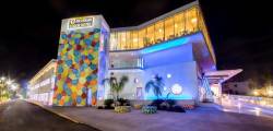 Nicholas Color Hotel 11721465283