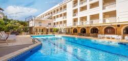 Oasis Hotel 6886075699