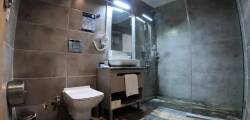 On Hotel 11792512711