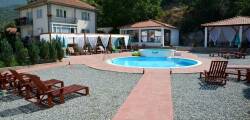 Basoski Apartments 11721467692