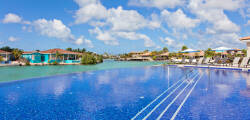 Fly & Go Courtyard by Marriott Bonaire Dive Resort 2117317251