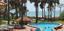 Lemon Creek Hotel Resort 5966426505