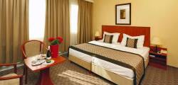 Hotel Charles 3909893448