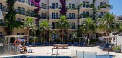 Golden Age Crystal Hotel 6088015017