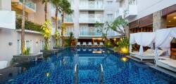 Grand Ixora Kuta Resort 9416717393