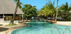 Uroa Bay Beach Resort 2204385912