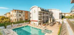 A Hotel Side 11185965046