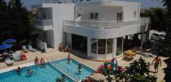 Paleos Hotel Apartments 4289661305