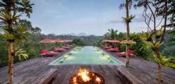 Buahan A Banyan Tree Escape 11703110790