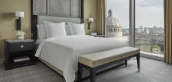 Four Seasons One Dalton Street Boston 11129716459